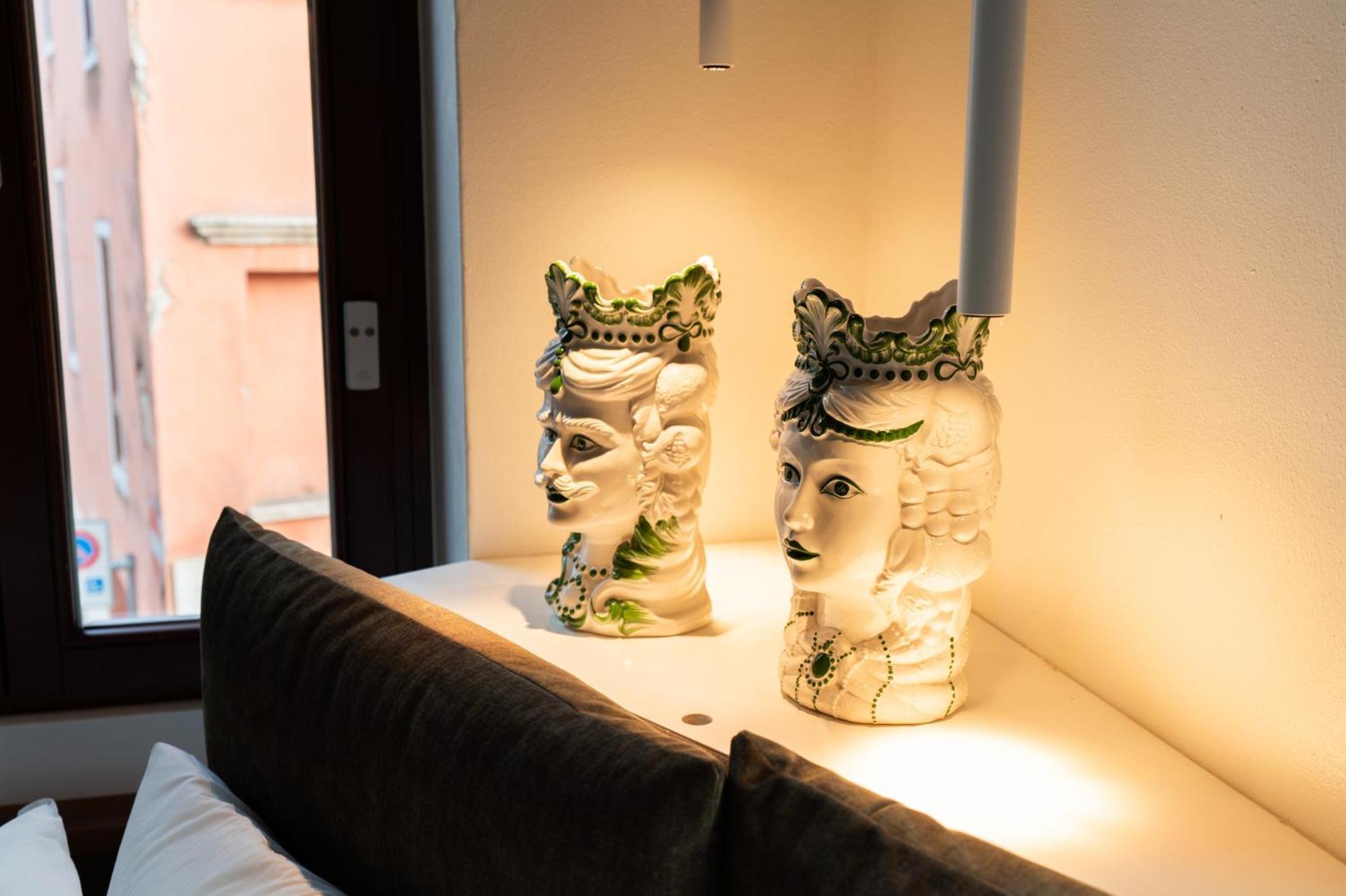 Bed and Breakfast La Finestra Sul Ponte By Postcardsfrom Verona Exterior foto